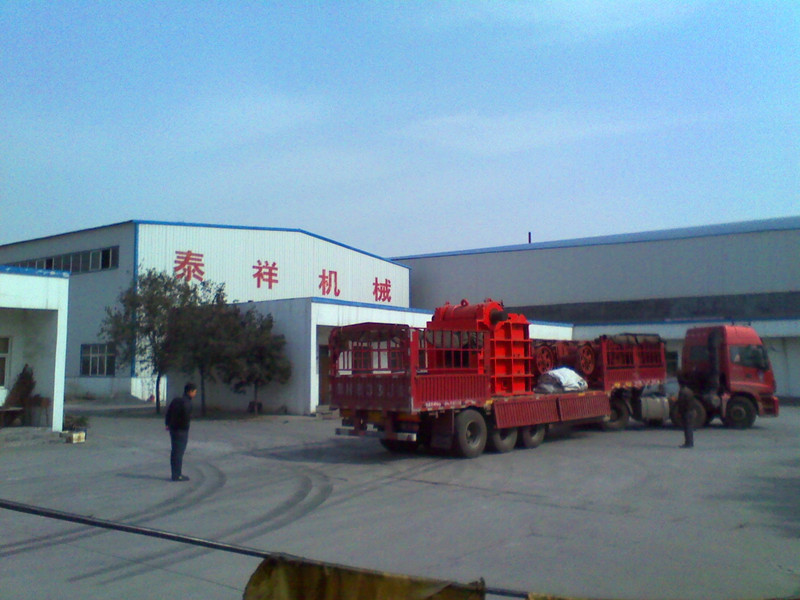 破碎机发货现场 破碎机发货现场
